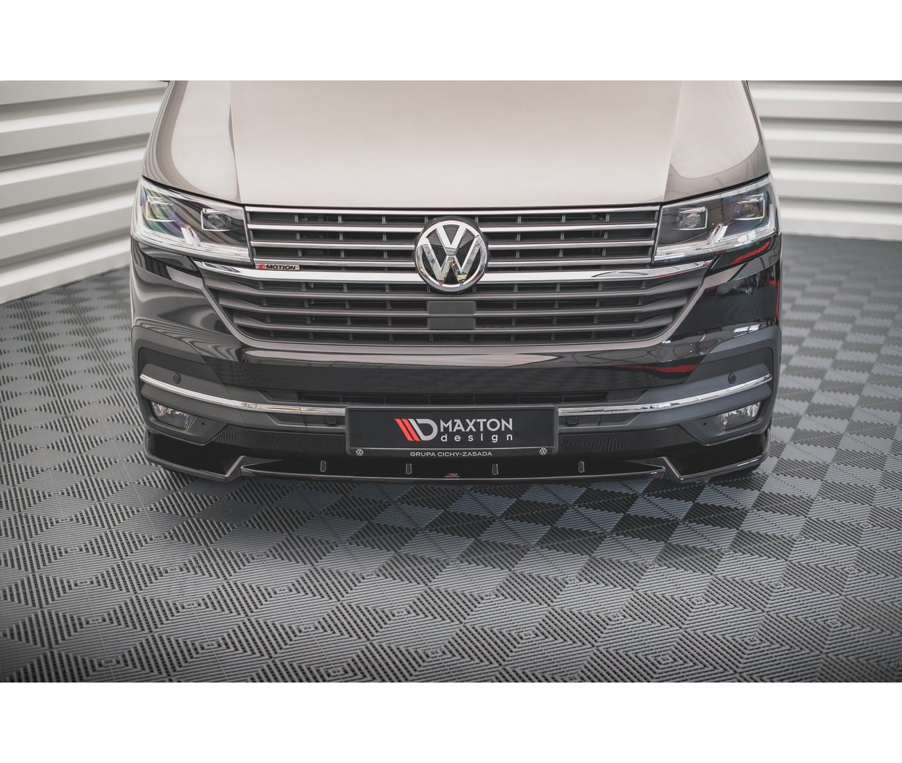 MAXTON DESIGN Cup Spoilerlippe Front Ansatz für V.1 Volkswagen T6 Facelift  Hochglanz schwarz - Caddy World