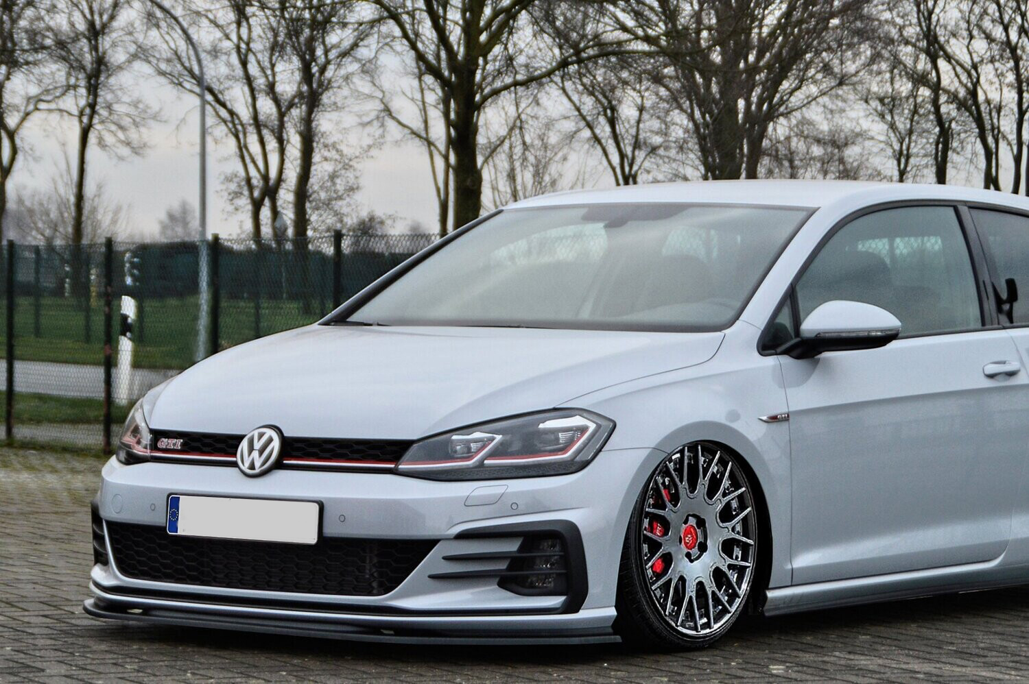 Front spoiler for VW Golf 7 GTI + Performance- gloss black - Caddy World